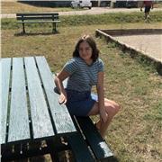 Étudiante en Histoire souhaitant partager ses connaissances en aidant